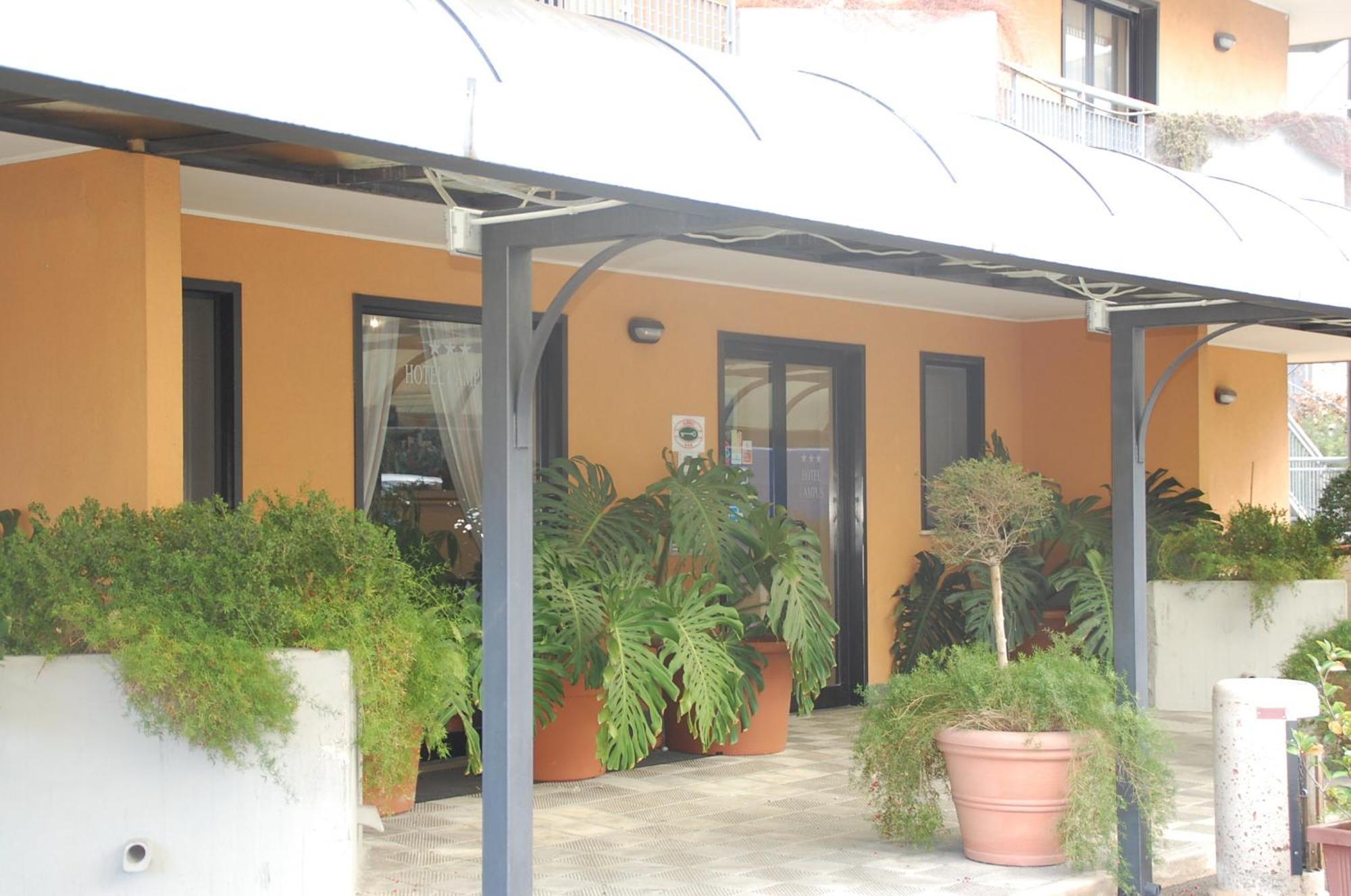 Campus Hotel Μπάρι Εξωτερικό φωτογραφία